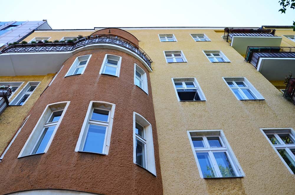 Kaiserin Augusta Allé 102-103